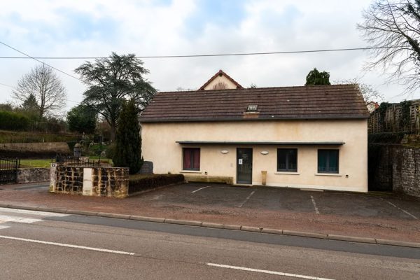 cercy_la_tour_funerarium-2 Photo de l'agence Pompes Funèbres et Marbrerie Ducroiset - Cercy-la-Tour